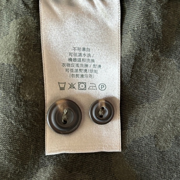 Roots men's green camo print button down long sleeve cotton blend shirt size L - Picture 14 of 14